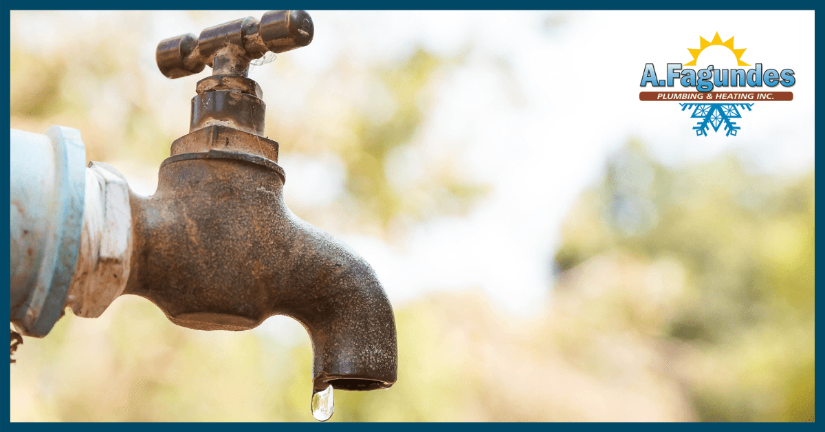 close up of outdoor faucet